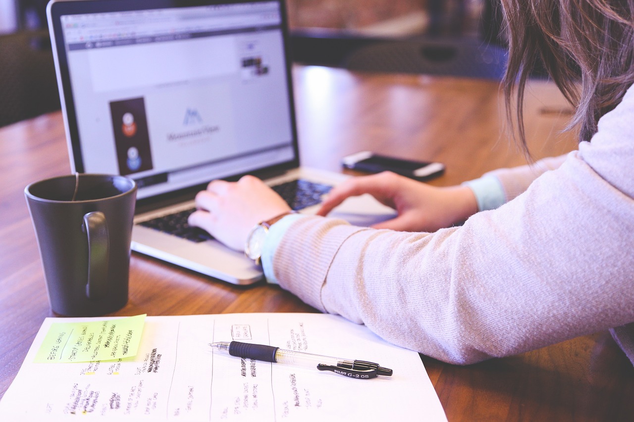 無料で求人を掲載できる?Indeedとはどんなサービス?